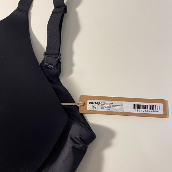 Skims Wireless Form Super Push Up Bra in Onyx NWT - Picture 4 of 5